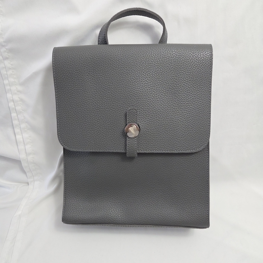 beautyBOUTIQUE Faux Leather Backpack Grey